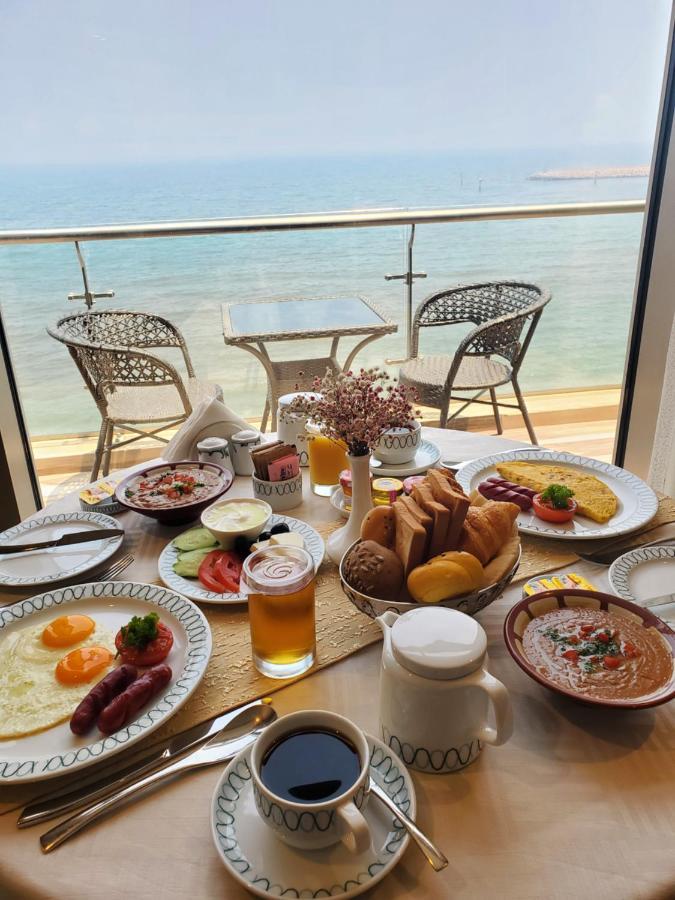 Al Kout Beach Hotel Кувейт Екстериор снимка