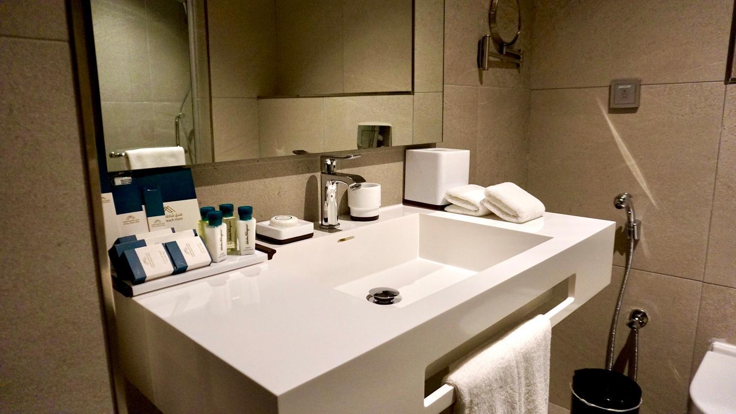Al Kout Beach Hotel Кувейт Екстериор снимка