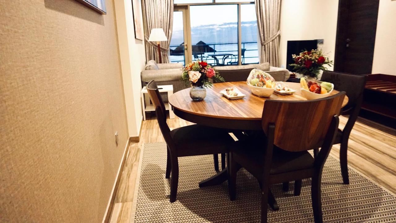 Al Kout Beach Hotel Кувейт Екстериор снимка