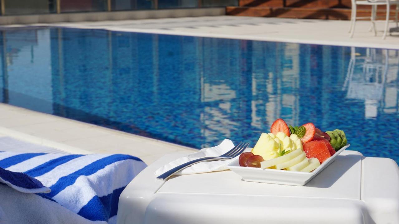 Al Kout Beach Hotel Кувейт Екстериор снимка