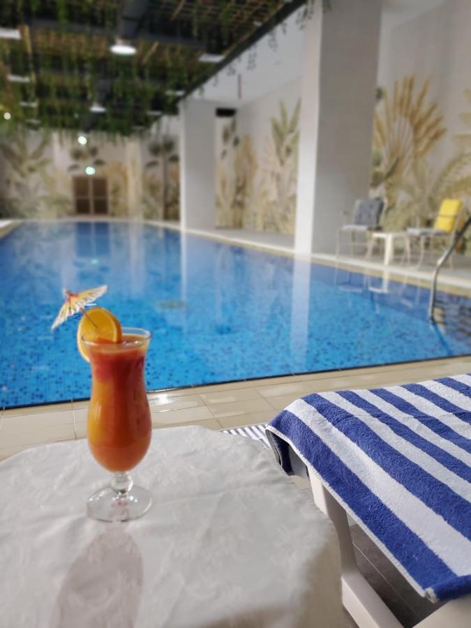 Al Kout Beach Hotel Кувейт Екстериор снимка